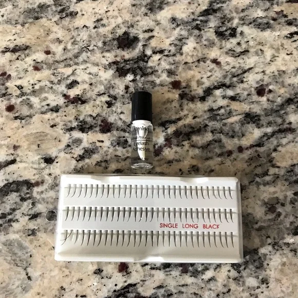 Eyelash Extension Kits - Picture 4 of 4